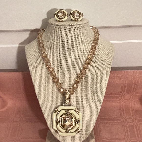 Heidi Daus Necklace Earring Set.  Pierced Earrings. - Picture 16 of 16